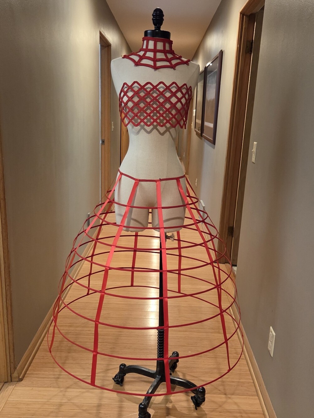 French Structured Lingerie Hoop Skirt Set - Picture 2 of 4